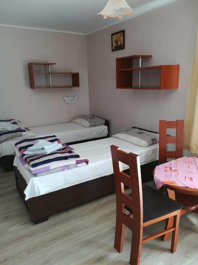 Hotel Osrodek Rehabilitacyjno-Wczasowy Ewa à Ustka Extérieur photo