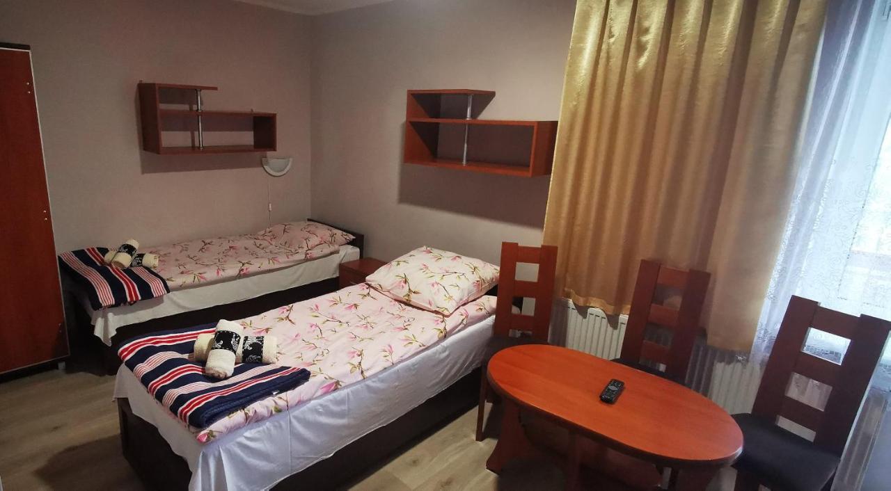 Hotel Osrodek Rehabilitacyjno-Wczasowy Ewa à Ustka Extérieur photo